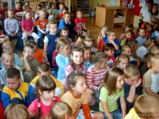 Starostwo czyta dzieciom