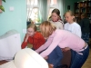 Wizyta uczniów z Radostowa w bibliotece powiatowej